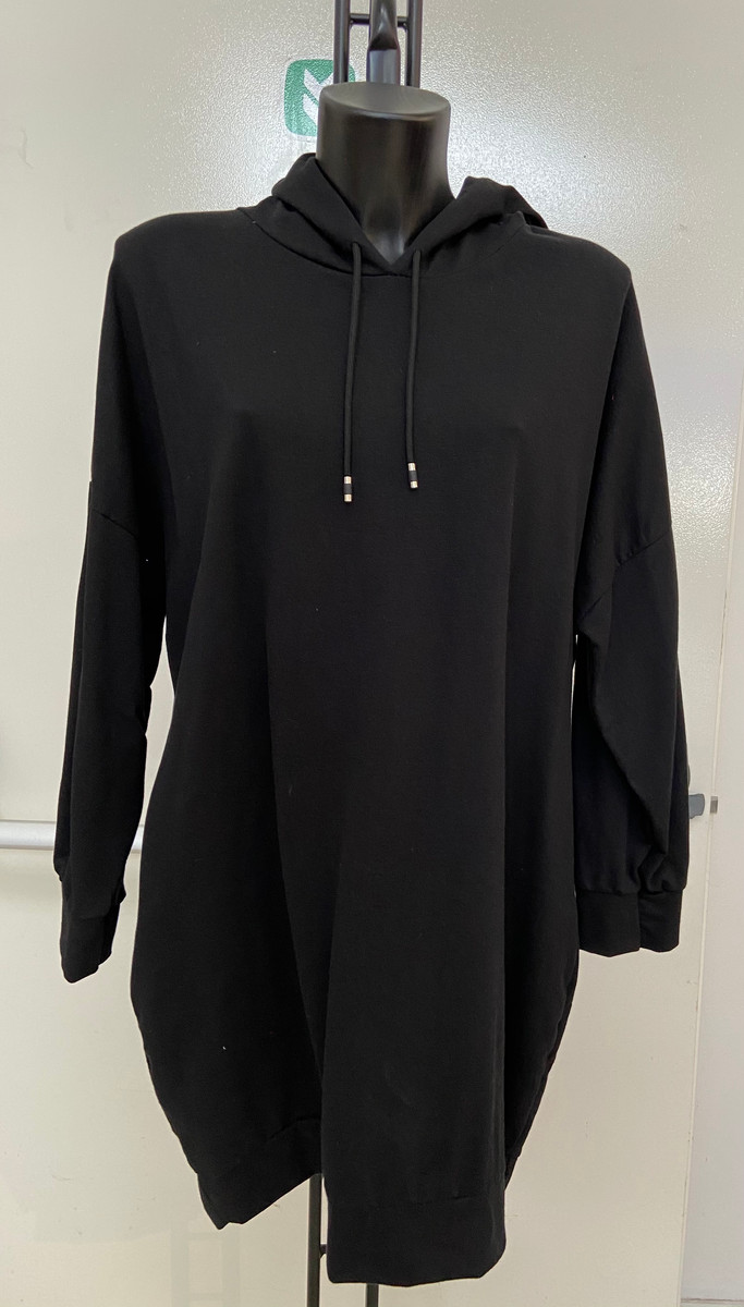 Art2170 SS21 style
